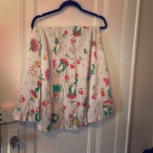 Cute skirt w frogs and mushrooms